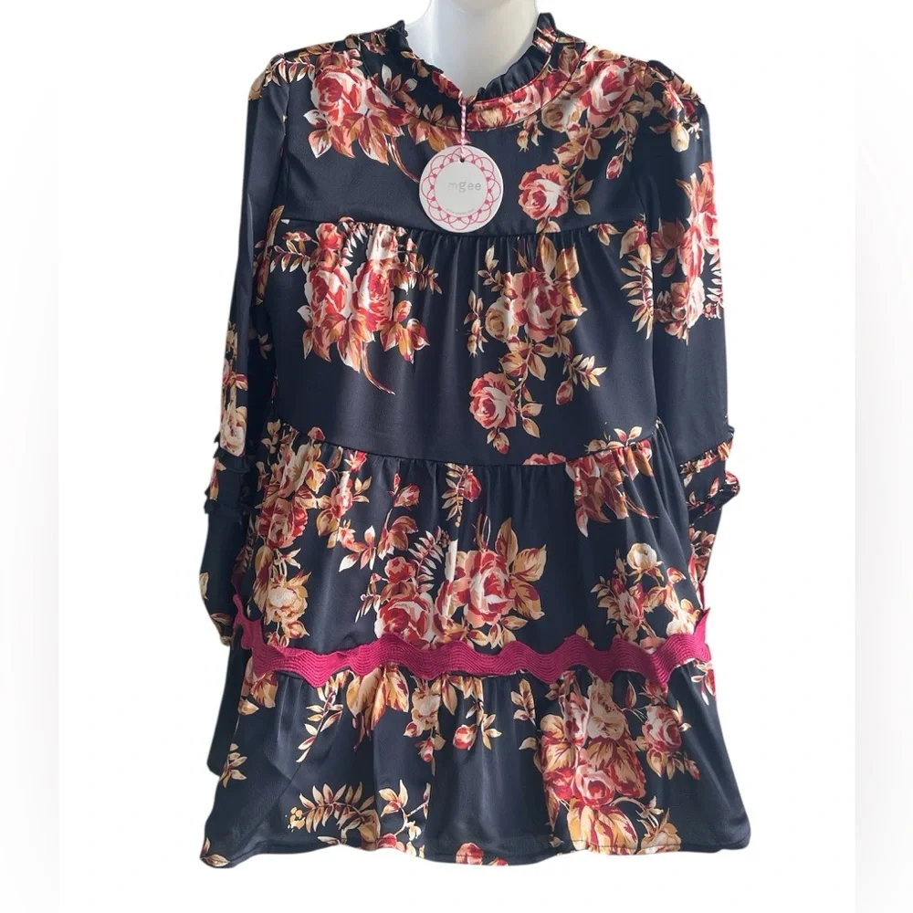 Umgee Satin Black Multi Floral Print Top Blouse with Ric Rac Trim NWT Size Med - Picture 4 of 6